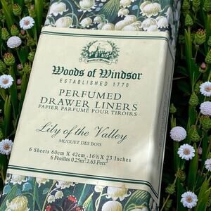 Woods of Windsor Perfumed Drawer Liners Lilys of the Valley 6 Sheets 16 x 23"